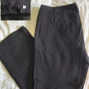 Reitmans stretchy dress pants 18 x 32
